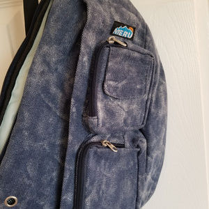 meru sling bag
